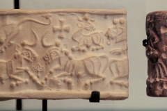 Susa_III_or_Proto-Elamite_cylinder_seal_3150-2800_BC_Louvre_Museum_Sb_6166